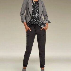 CAbi Marathon jogger XS